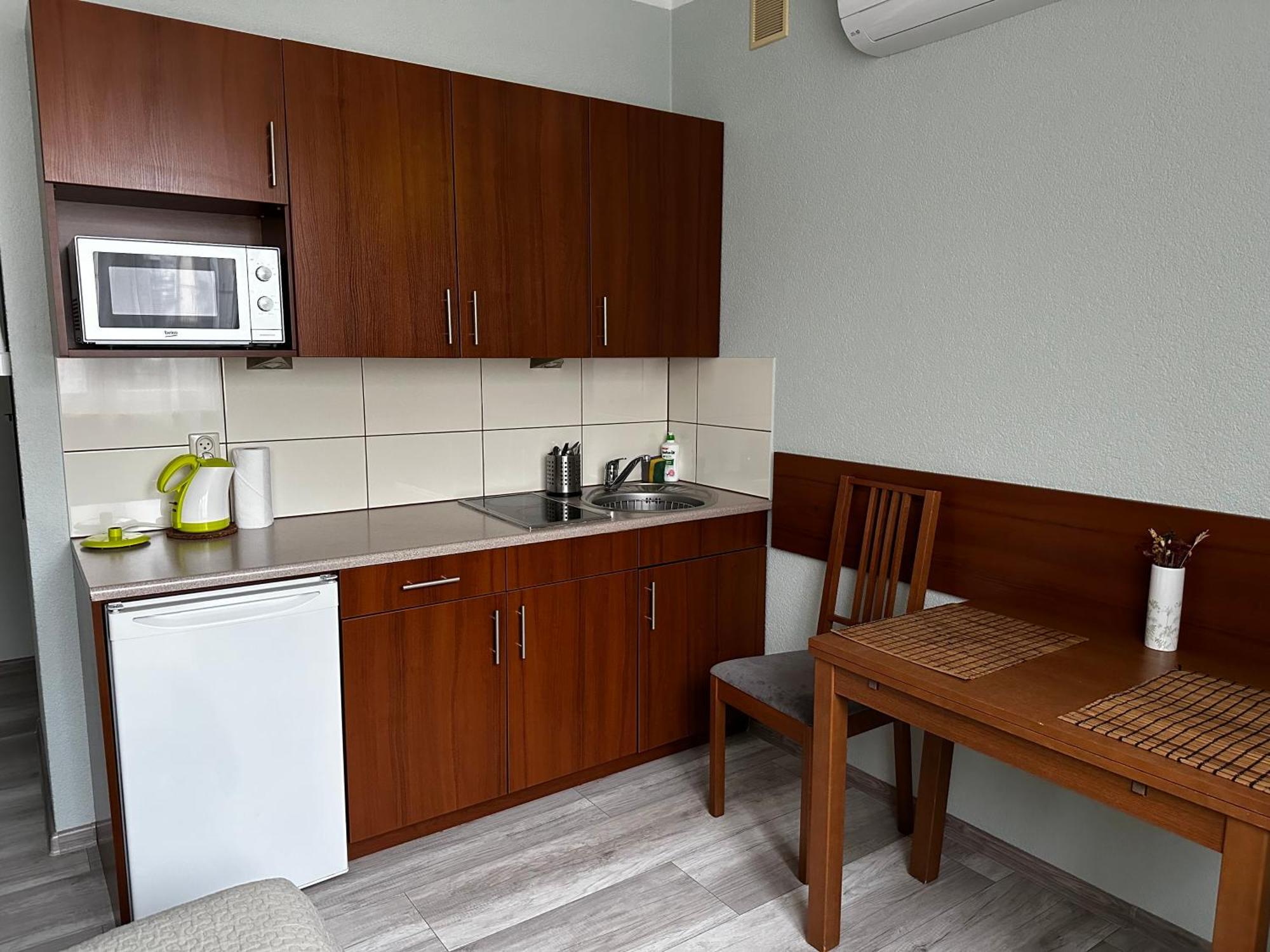 Studio Apartment
